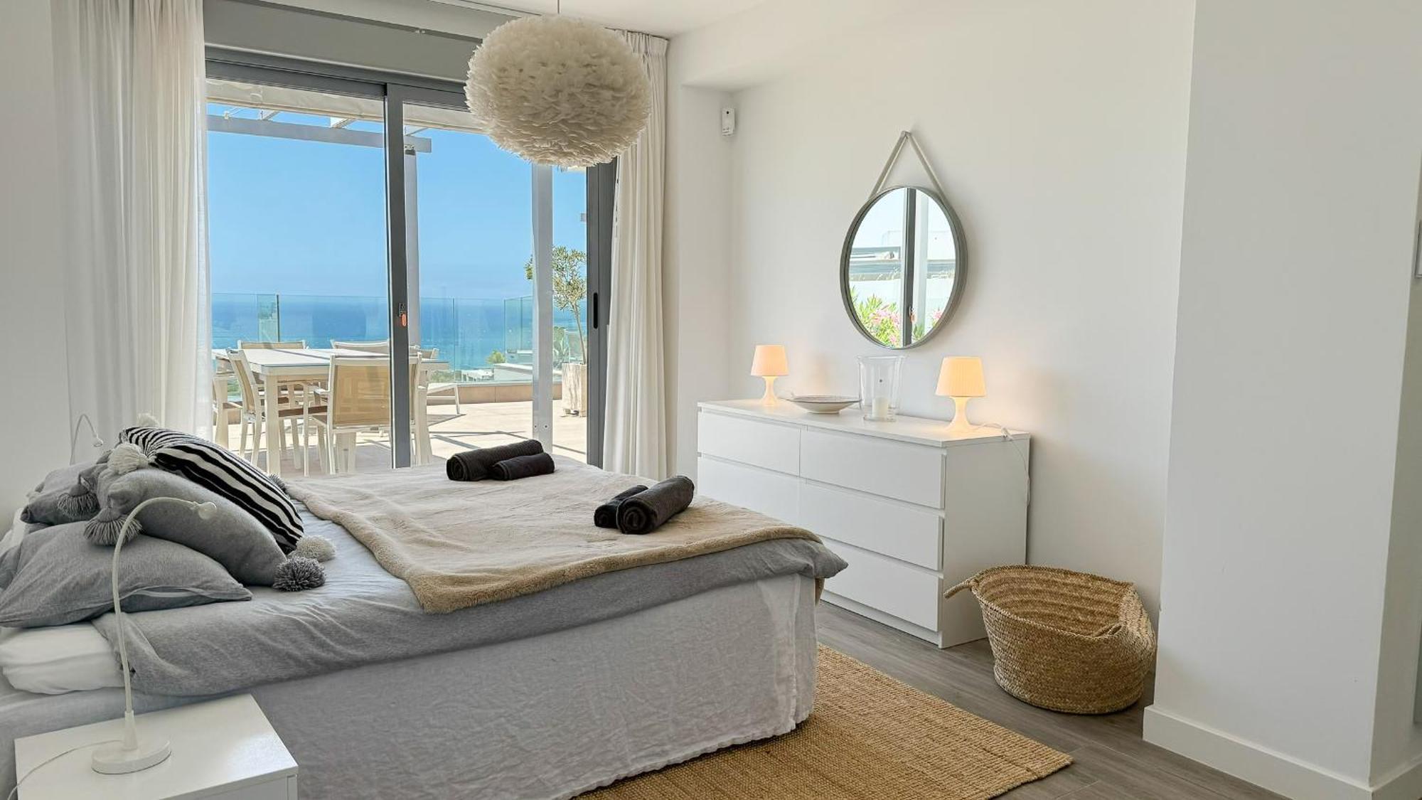 Exclusive Penthouse In Cabopino With Stunning Sea Views - By Reyna Novillo Appartamento Marbella
